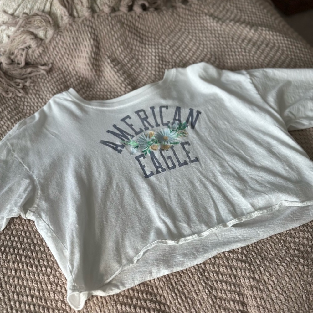 AE Flowy Crop Tee
